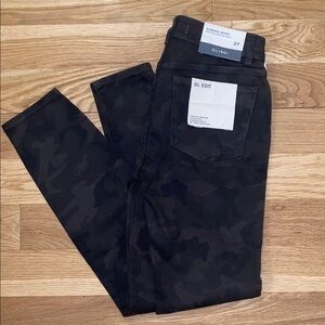 DL1961 Dark green/brown Camo Jean 27 NWT